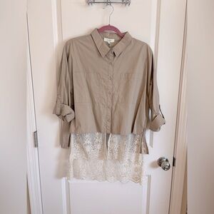 Umgee laced shirt size s